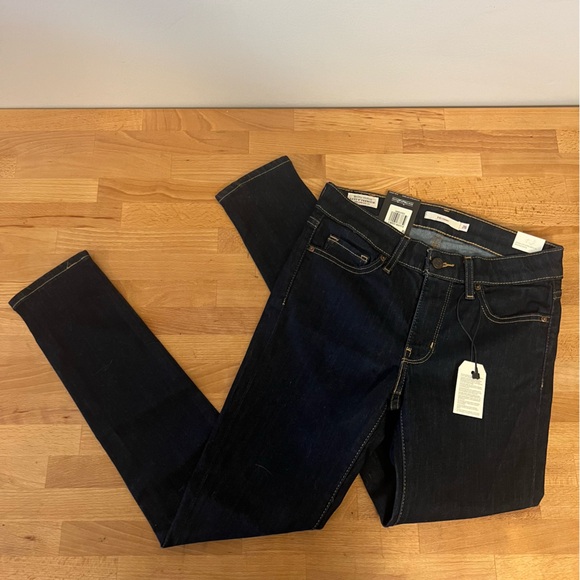 Levi’s "711 Skinny" Jeans (26x28) - Picture 2 of 8